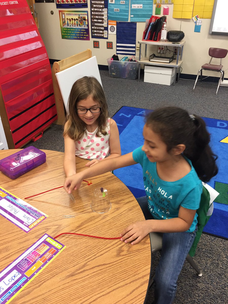 lisaseifriednc's tweet photo. STEM activity in action Fun in first grade on Fun Friday at CHES!!!   JOCO2020 https://t.co/prcKUpGMpN