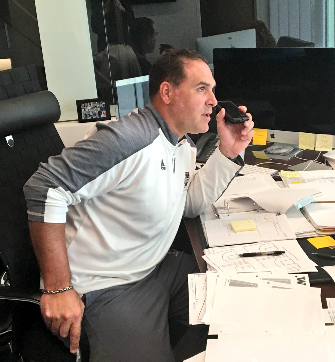 .@CoachVerdiUMass talking to some very special 2019's today!