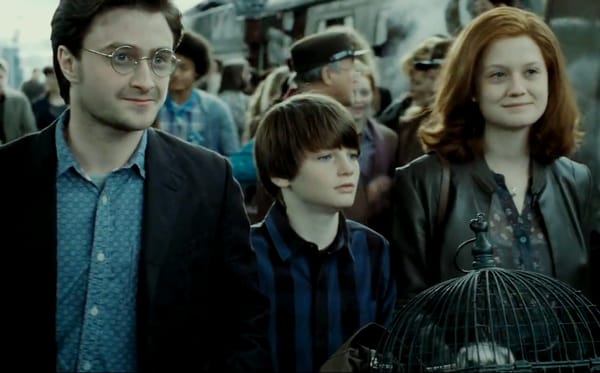 Return_Hogwarts's tweet photo. King's Cross to Hogwarts 19 years later...  #BackToHogwarts #19YearsLater https://t.co/hmSiWgEJQF