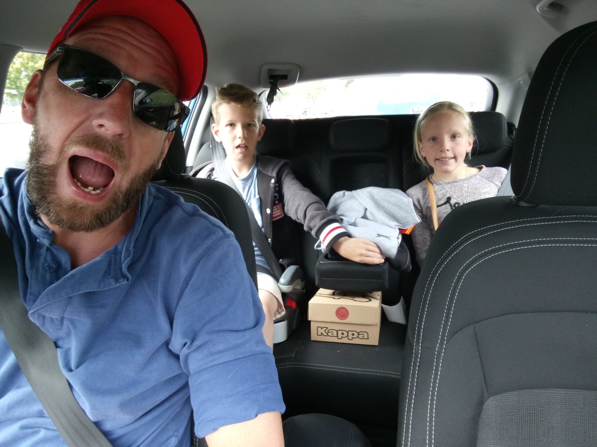 JasonACostello's tweet image. Back to school shopping is just the best...... No one has ever said this!! But we made the best of it #AllSorted #SmashedIt as AC would say