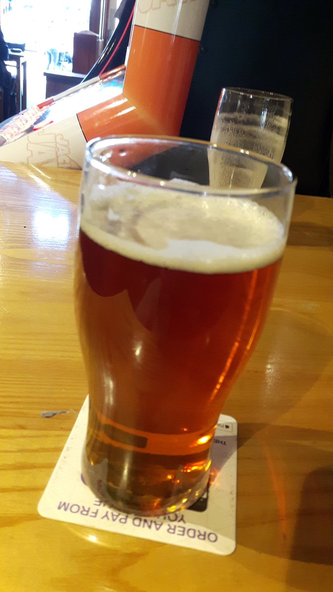 PubsCymru's tweet photo. #RedBeacons by @BreconBrewing going down well @The_Ivor_Davies in the #Canton area of #Cardiff 👍🍺🍺 https://t.co/3JPXRhdf9T