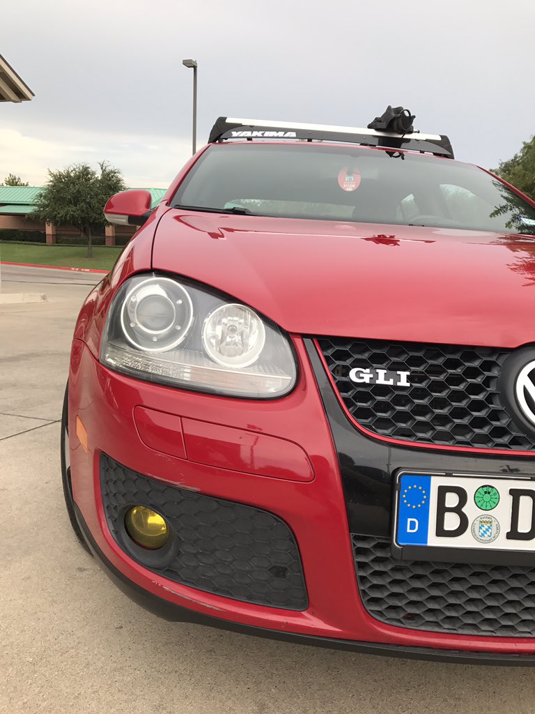 1egendarycars's tweet image. Nice GLI!
🚗: @jdtuck99