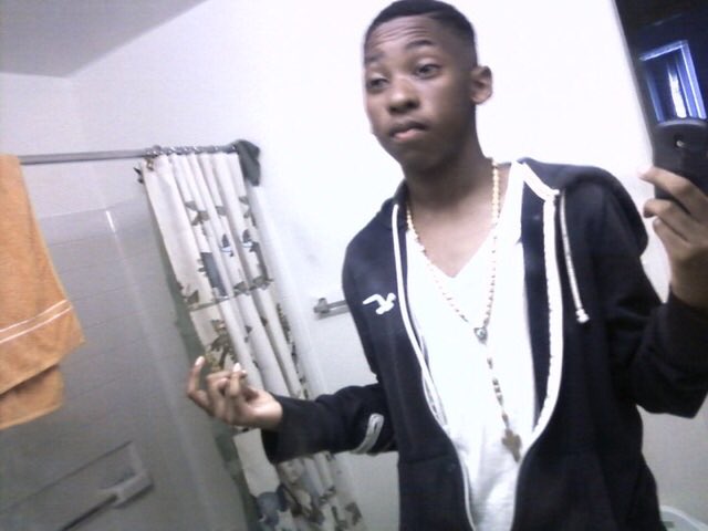 calbased2100's tweet image. 6 years ago I had no bitches n still don't today 😂😂😂💀