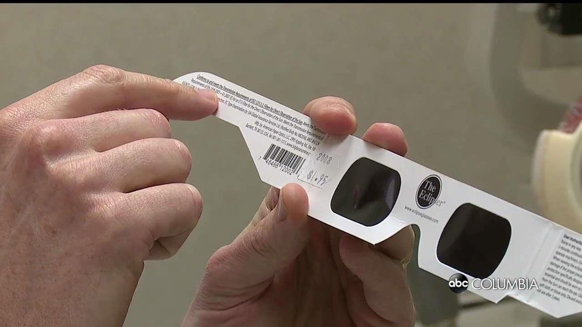 TotalEclipseCAE's tweet photo. Reminder: Today-Sept. 4 the @SCStateMuseum is accepting donations of eclipse glasses. More info via @abc_columbia: https://t.co/u9UaP8xlzE https://t.co/gEDOaoB212