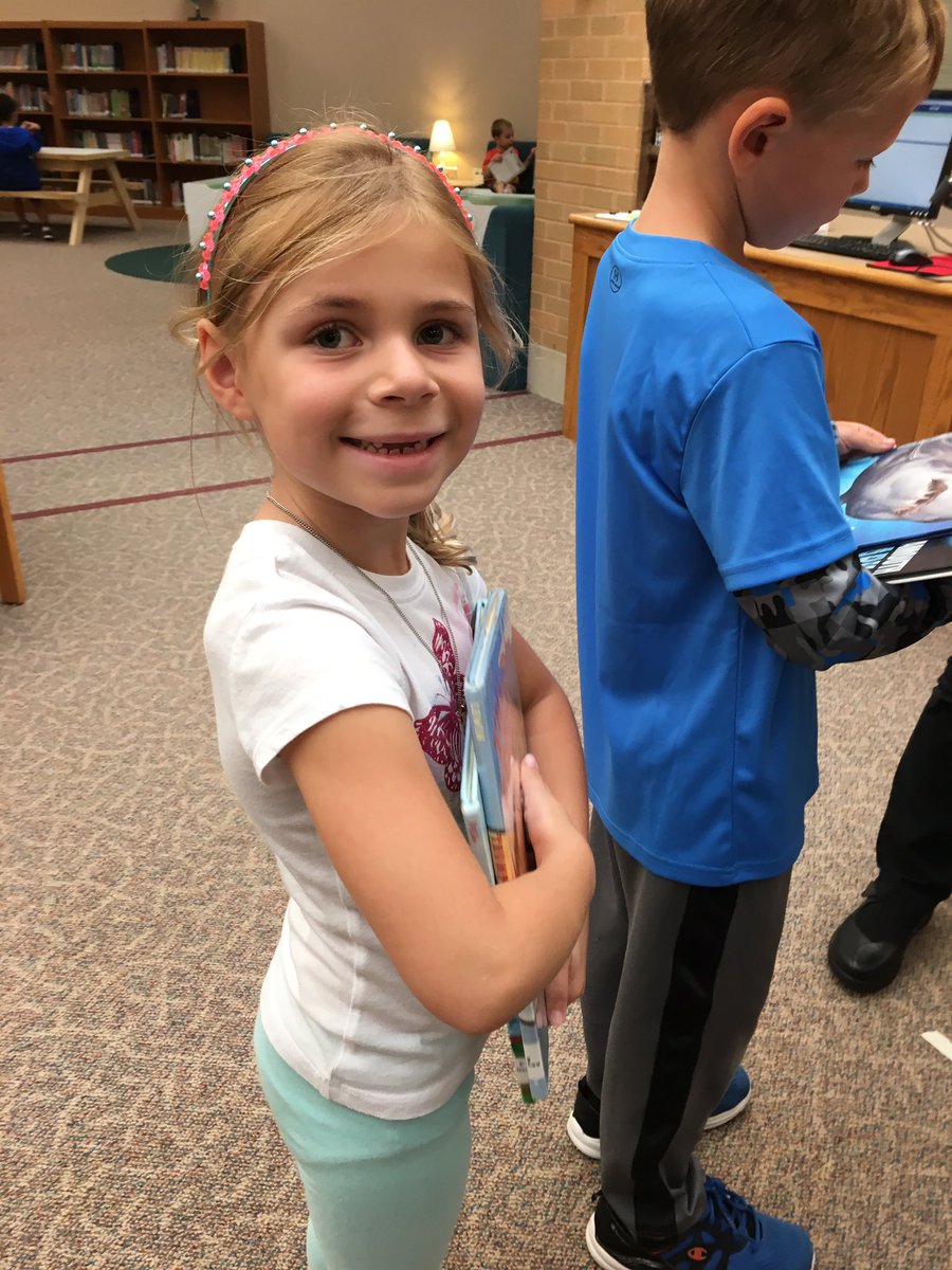 Gaudreau1st's tweet photo. We love checking out new books for the weekend #buildinggoodreadinghabits #readingplans @BSEhseIN https://t.co/At885APhpH
