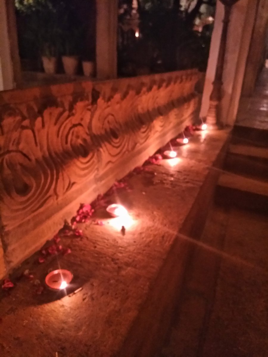 IHHA2017's tweet photo. The scene is set for all the guests of #IHHA with dinner at Narain Niwas #ihhaconvention #jaisalmer https://t.co/fXJdMlfAgt