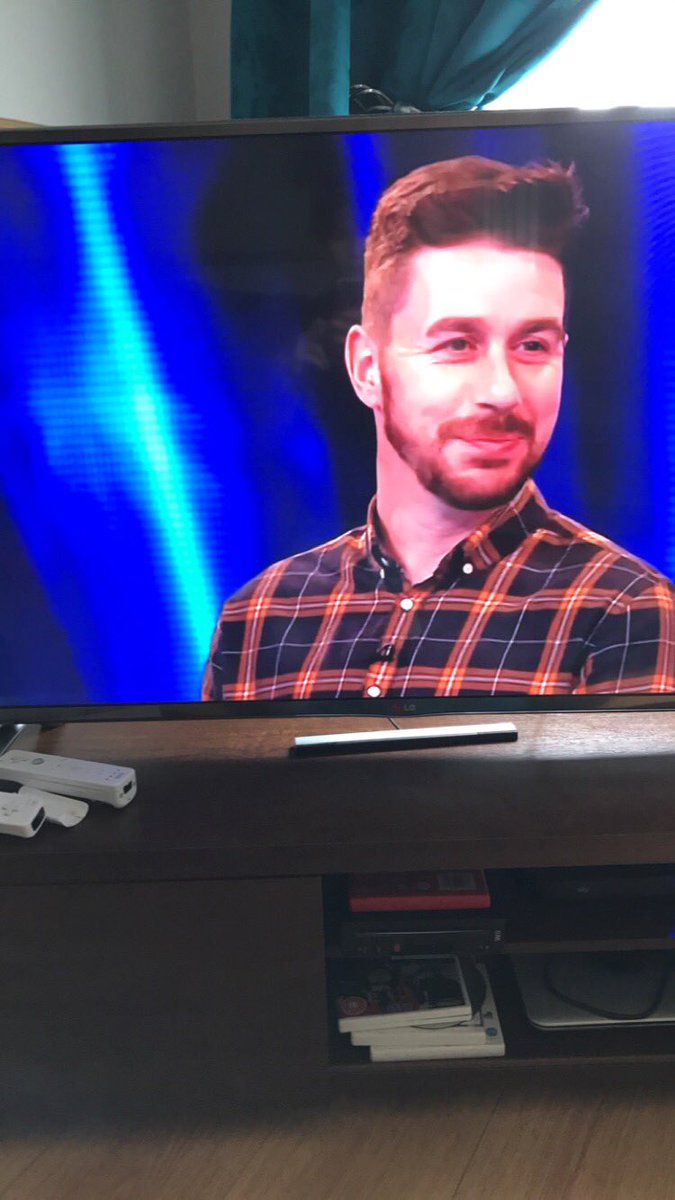 jjohnston341's tweet photo. @aarowate Hey you 😉👋🏼 #unlucky  #TippingPoint https://t.co/Hh28o0BdQL