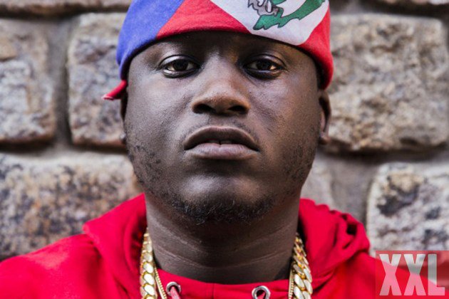 XXL's tweet photo. .@ZoeyDollaz helps get jet skis to Houston, teams with LRG to donate $250,000 worth of clothing to hurricane victims https://t.co/bnrmszJpaA https://t.co/E1HT04dW0a