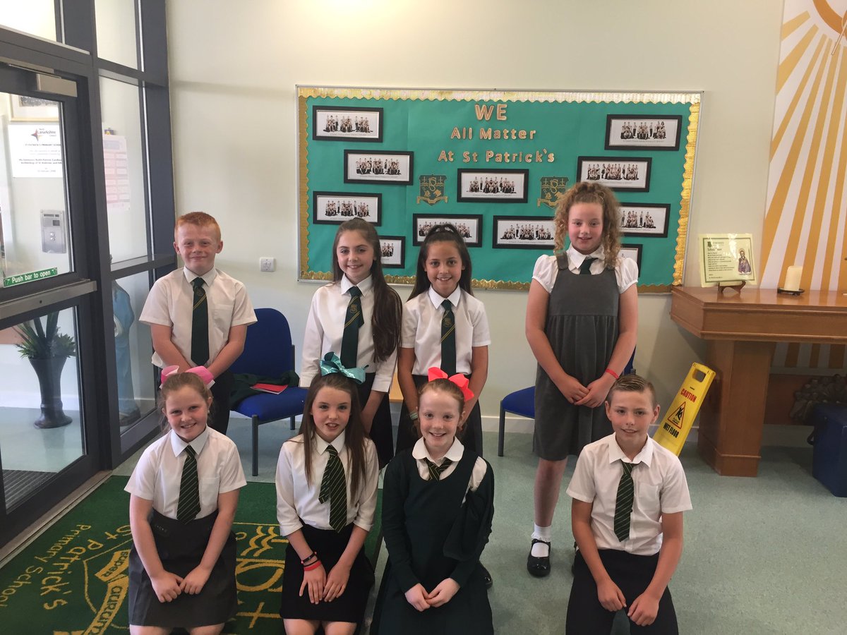 StPatsKilsyth's tweet photo. Say hello to our new House Captains and Vice Captains. #youngleaders https://t.co/s0ffGeLJlI
