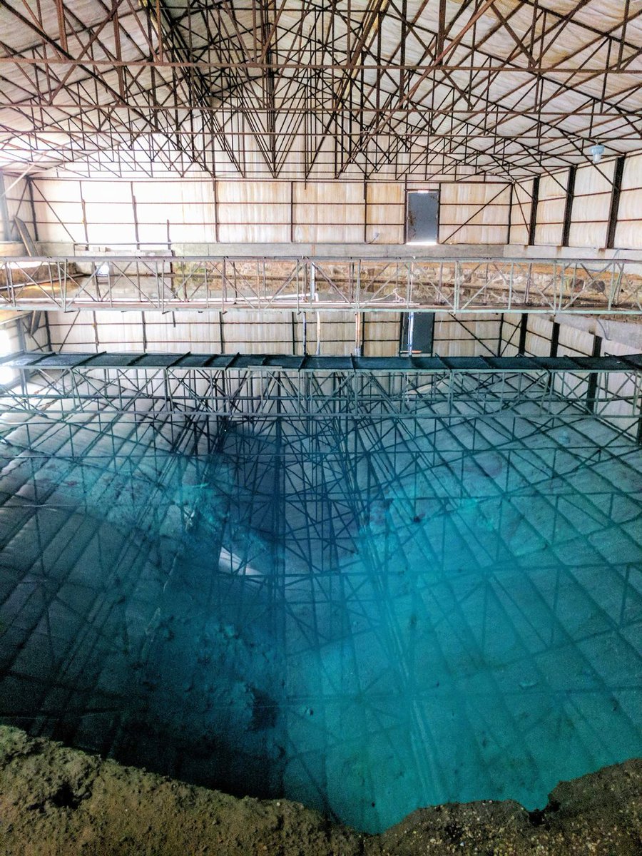 BlueSpringH2O's tweet photo. With a #natural spring this beautiful, it isn't hard to imagine how fresh and clean the #water tastes. #DrawDeep #BlueSpring https://t.co/3RnLtHzIsb