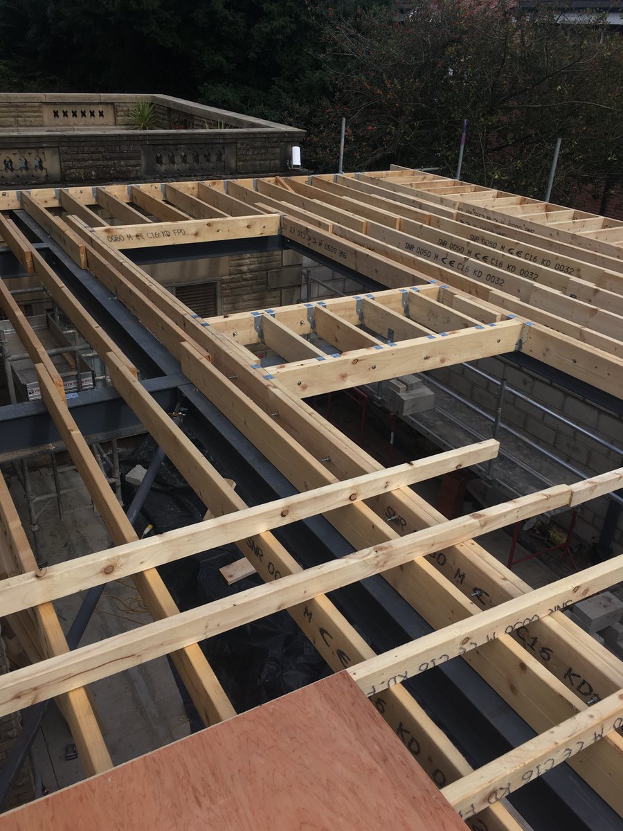 belmoreatsale's tweet photo. #refurbupdate the roof is starting to take shape and work has started on the walls. https://t.co/hn5TYy7z11