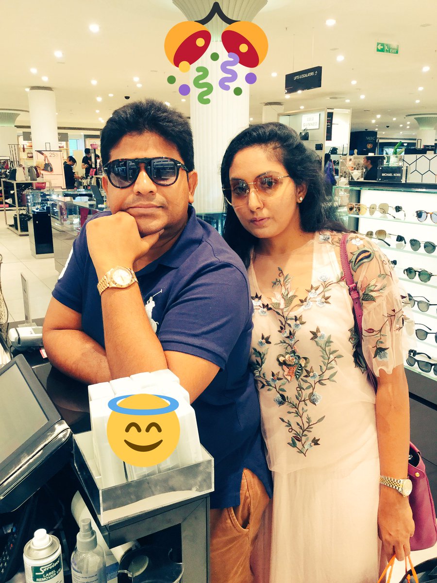 dc8104's tweet photo. Chanel and Persol sale by Basir 🤑😍😎 
#incentive #davidclulow https://t.co/d9bKhqBO6I