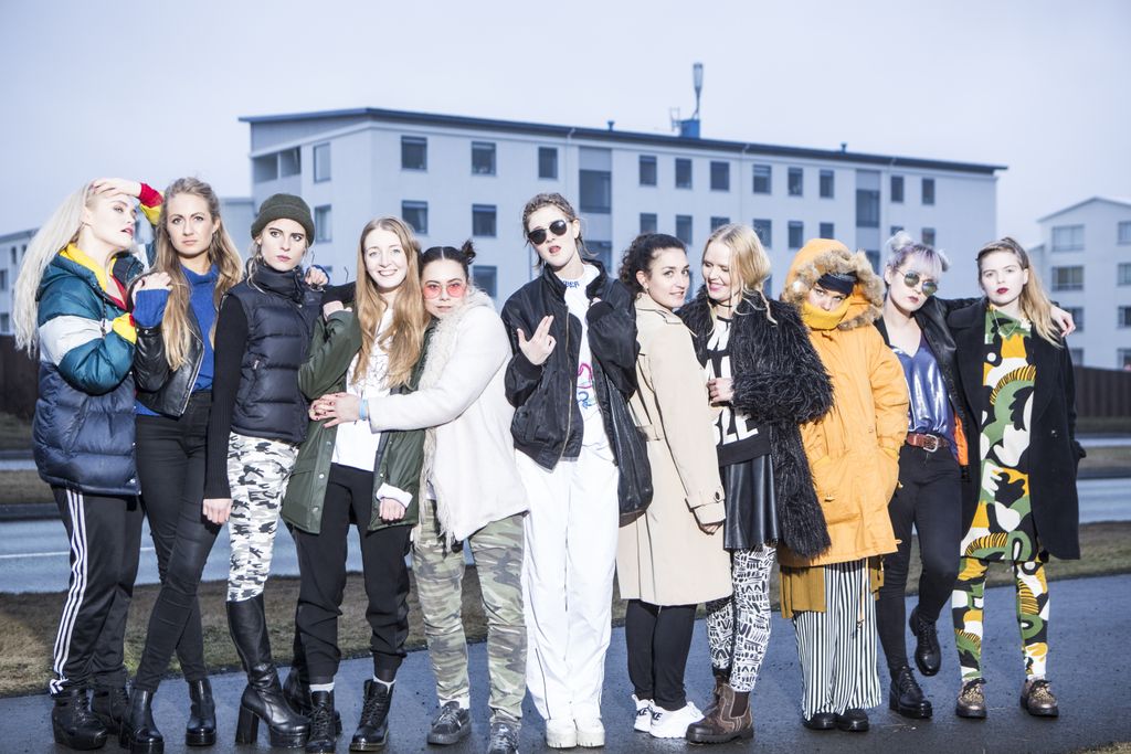 Reykjavíkurdætur (@RVKDTR), <a href="/Flamingods/">Flamingods</a> and 71 other acts, have been added to <a href="/icelandairwaves/">Iceland Airwaves</a> buff.ly/2gtOZJk