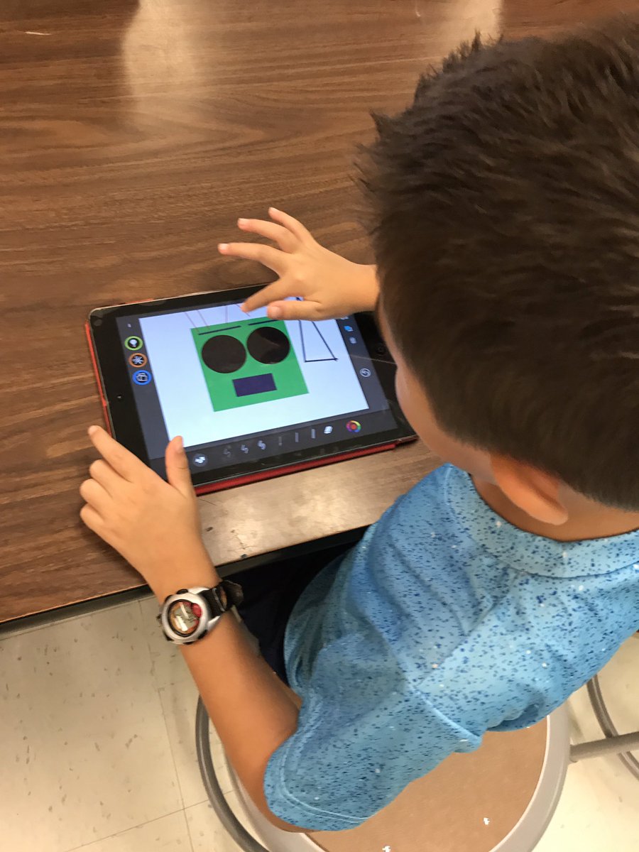 creativity_hive's tweet photo. Kindergarten is experimenting with shapes and lines in #MOMAartlab  @SpicewoodPYP #SWESinnovates @tech4fun @rrisdart @RRISDTech @JKimRRISD https://t.co/ufLrImxz7V