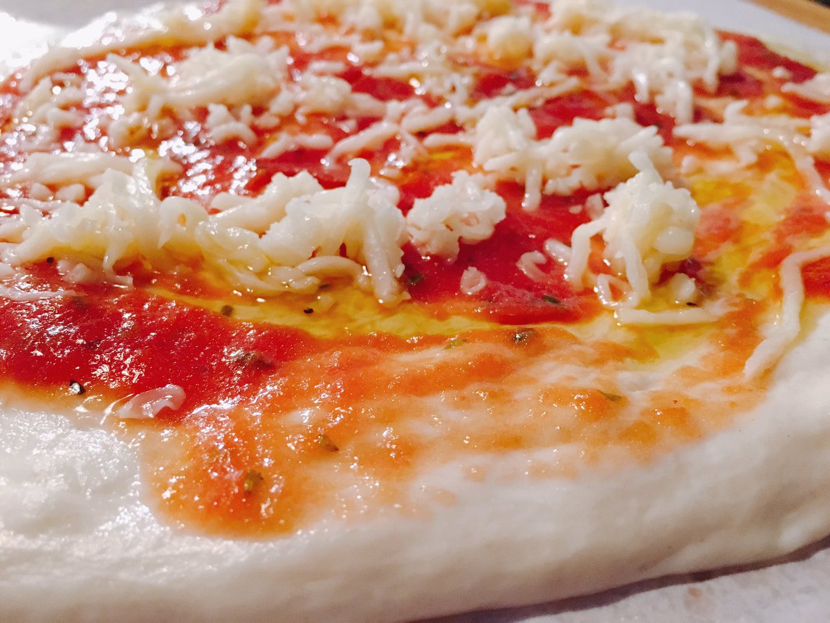 Nacho_Sandoval's tweet photo. 4, CUATRO AUTÉNTICAS #pizzas di #Napoli hemos elaborado junto a @toninote José by @gasparinifab @labitaliano en el #Txoco de @portas1969 🔝🔝🔝 https://t.co/LZcESeV5iy