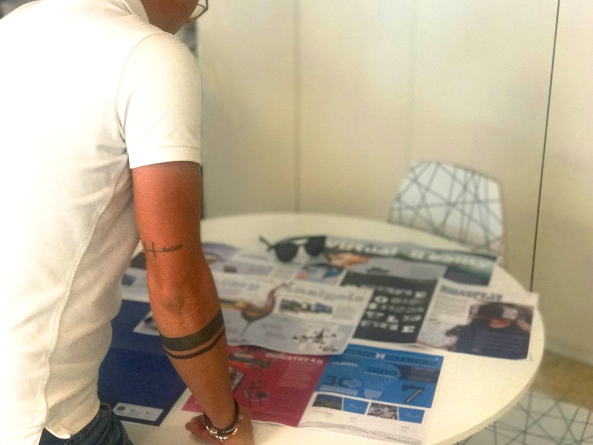 ivision_digital's tweet photo. Colori, numeri, parole... Cosa si crea oggi in iVision? :)

#iVisionGroup #Digitalife #Creativity https://t.co/fMU1PVpWNr