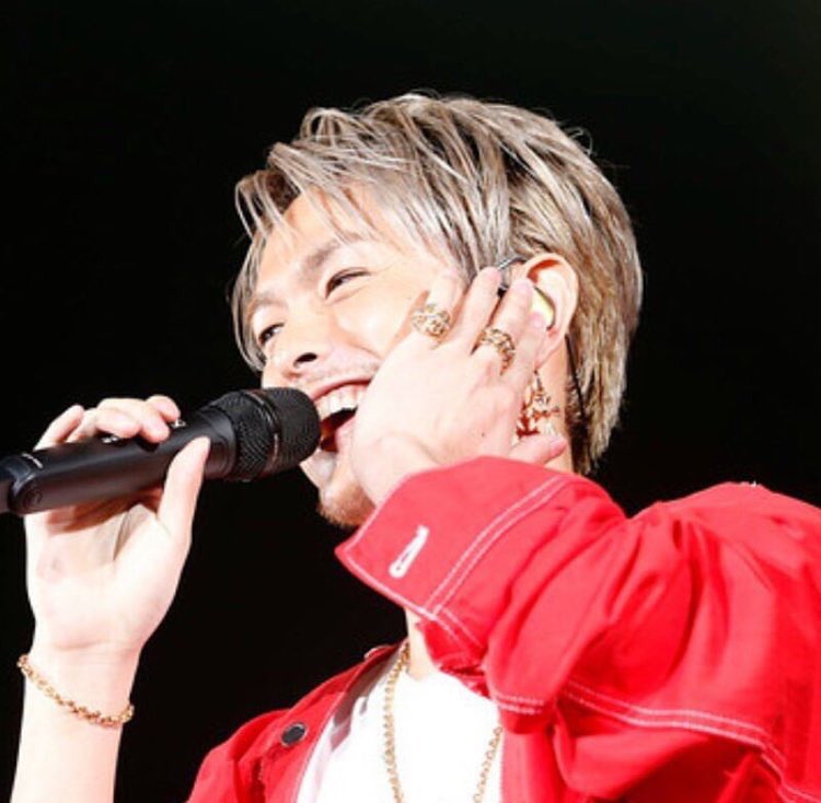 imaichi_miwa's tweet photo. Happy Birthday~隆二くん🎂💕😻

これからもずっと笑顔の絶えない隆二でいてください😘

ほんとに大好きです
ずっとずっと大好きです❣️❣️

死ぬまで応援しています💪✨

#今市隆二生誕祭 https://t.co/fdRnUyjEFr