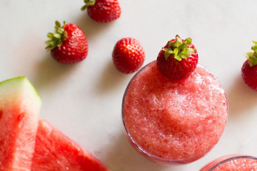 ISayNomato's tweet photo. Strawberry Watermelon Slushies are the perfect way to say goodbye to summer! https://t.co/6b4vBeUR2t https://t.co/ZtT60TBB3k