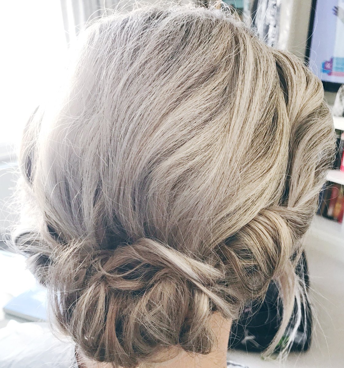 sbhm_stylists's tweet photo. Created this gorgeous boho updo today ✨💗 #bohobride https://t.co/4QMGxlgAIb