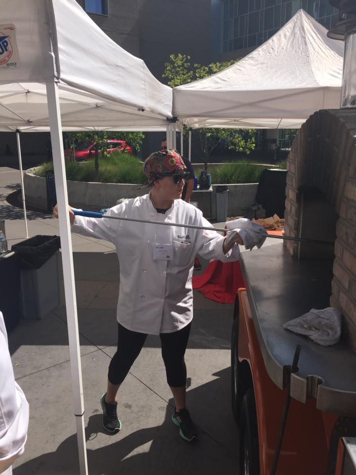 prep_perfect22's tweet photo. Looking back and feeling very grateful for my time with Fire Within learning new techniques for baking from the master, Peter Reinhart! https://t.co/IKaiLEMKQy