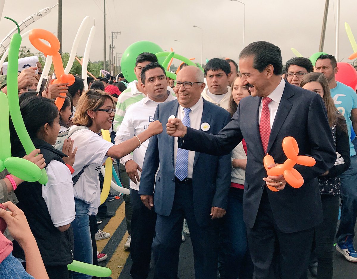 alfonsoesparzao's tweet photo. Su presencia, entusiasmo, actitud y deseo de participar me comprometen a seguir adelante. ¡Muchas gracias!#ViveLaUniversidad https://t.co/P8q6cK81X2