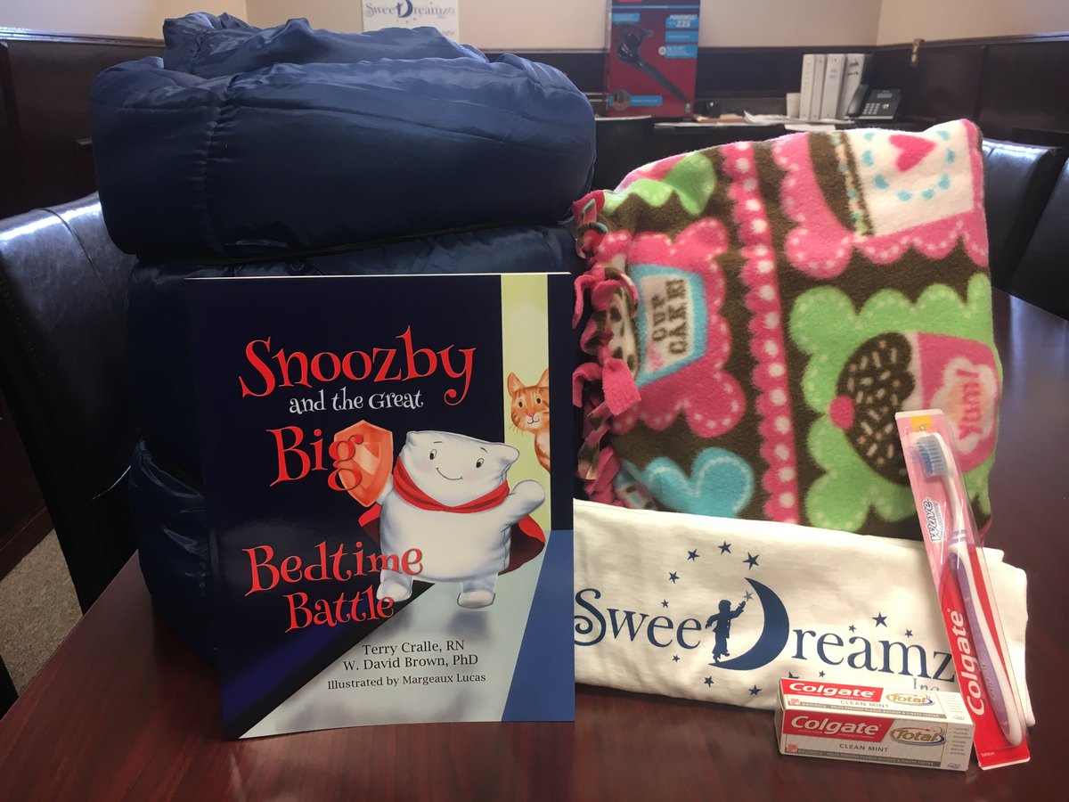 zzSweetdreamzzz's tweet photo. It's #FeatureFriday. Check out what's in a R.E.M. #sleep kit. We are getting R.E.A.D.Y. to serve more elementary schools this year! https://t.co/VaO6BitAL2