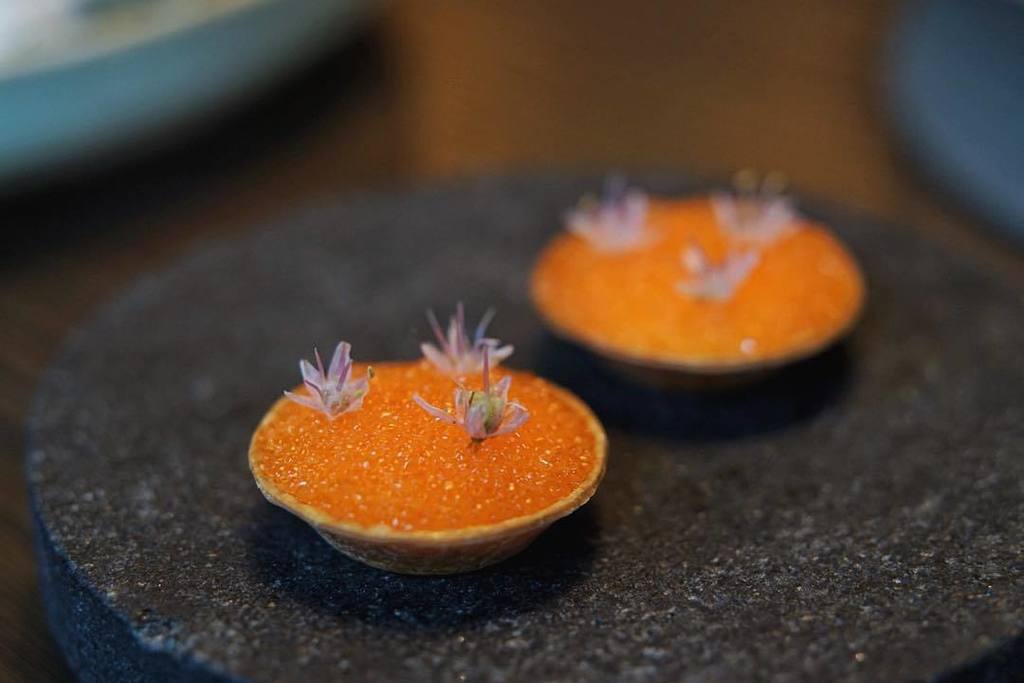 Last night, <a href="/heddis/">Hedda Marie Kaupang</a> and I ate a wonderful dinner at <a href="/kontrast_oslo/">Restaurant Kontrast</a>. My first visit here was on their opening day -… ift.tt/2eLpMGu