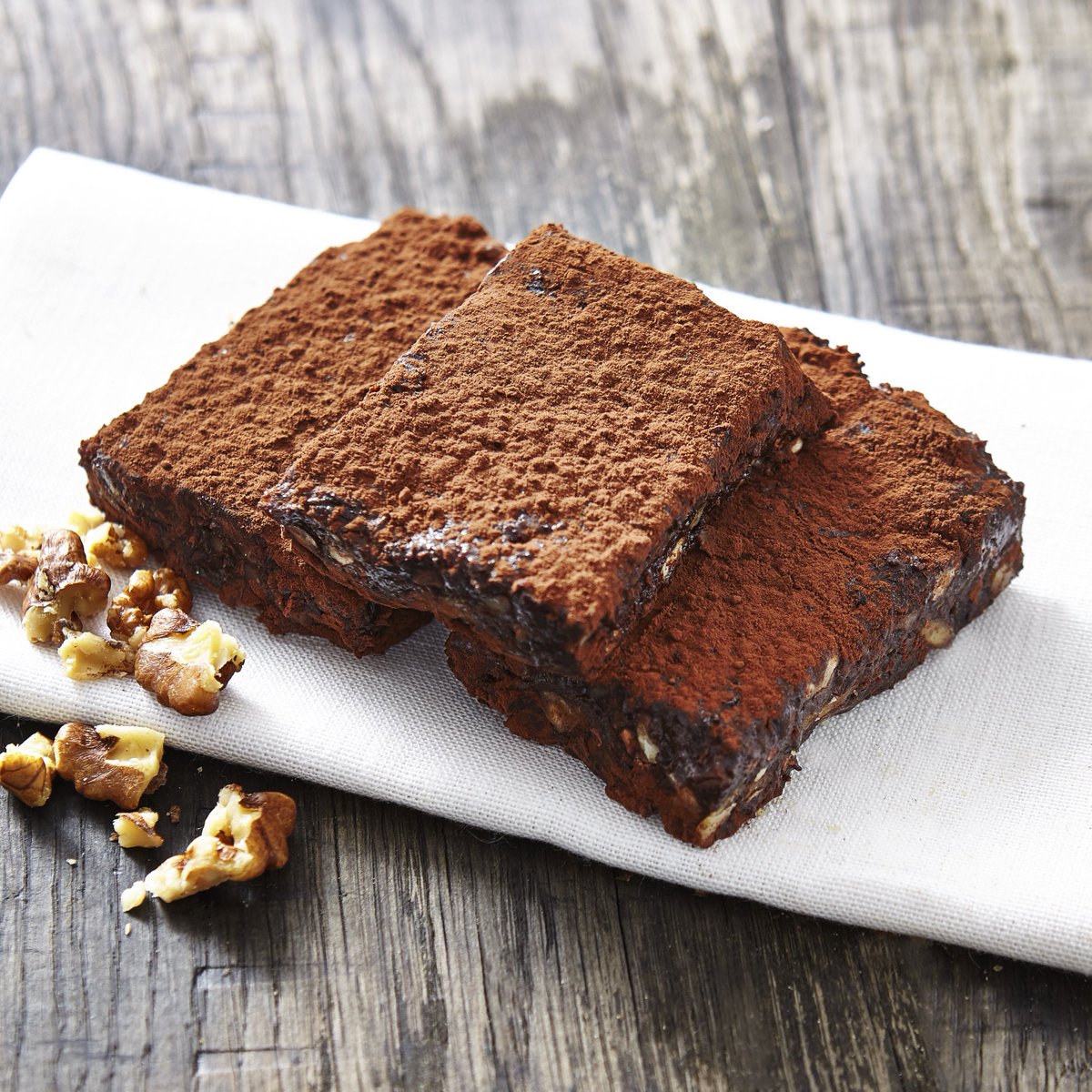 KICHN1's tweet photo. Take these delicious #chocolate brownies with you on the go for quick #protein wherever you're commuting to! https://t.co/e1O8U2UNvh https://t.co/Fe2DC7JaGz