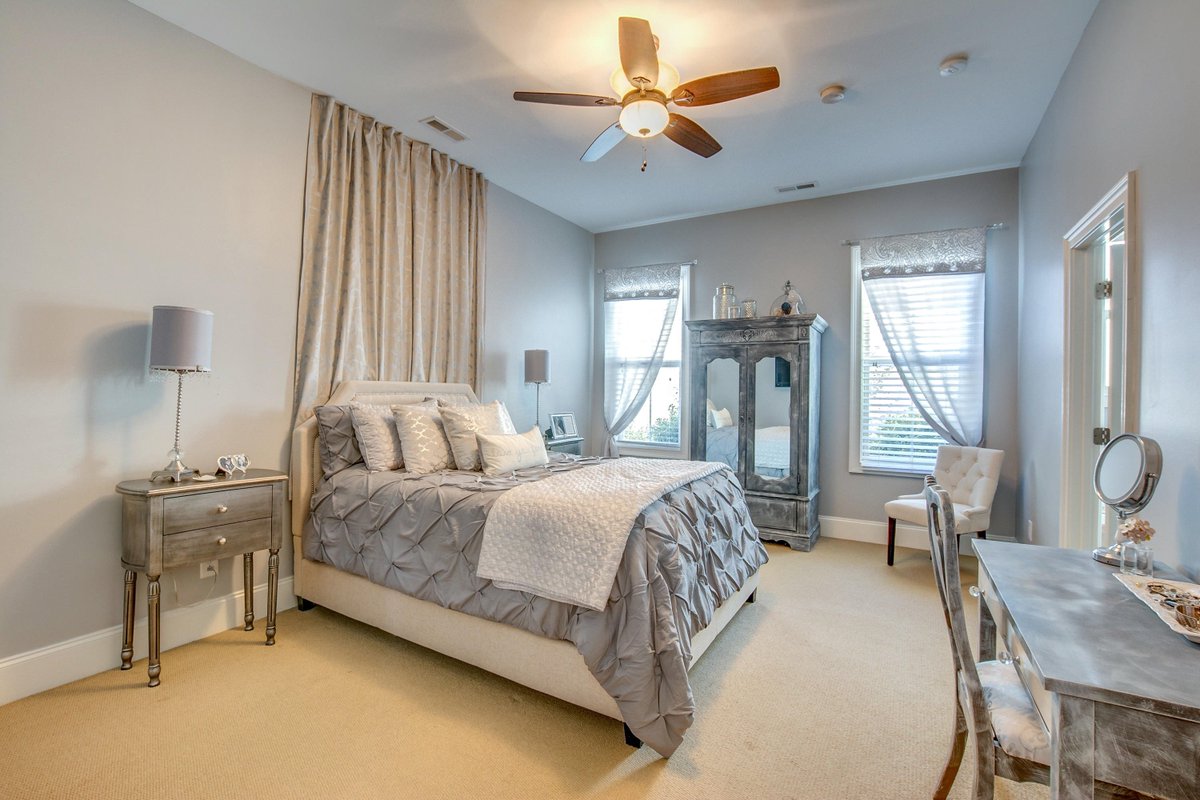 mathilderealtor's tweet image. 354 Horton Grove | Fort Mill, SC 29715

$386,900 | 3 Beds | 2.5 Baths
2,553 sqft | .10 Acres

See it here: fal.cn/tfxj