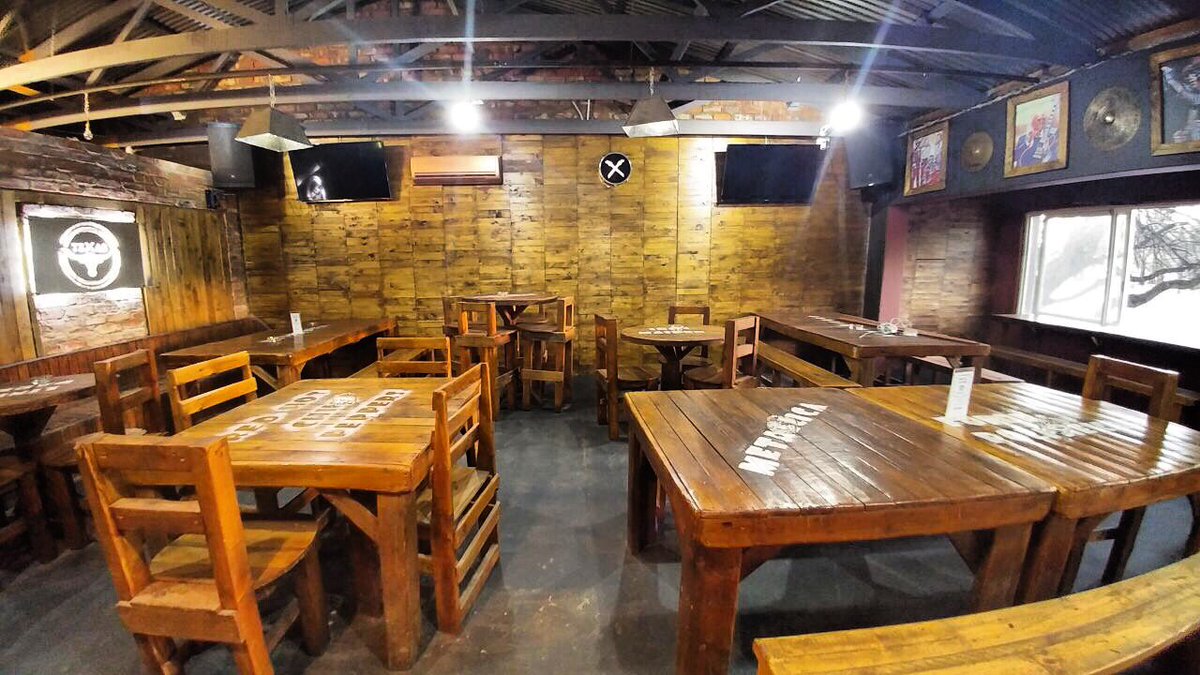 Tonight is also the official opening of our extended area, equipped with a new bar, lounge and a coffee bar...COME CHECK IT OUT 👍🏼