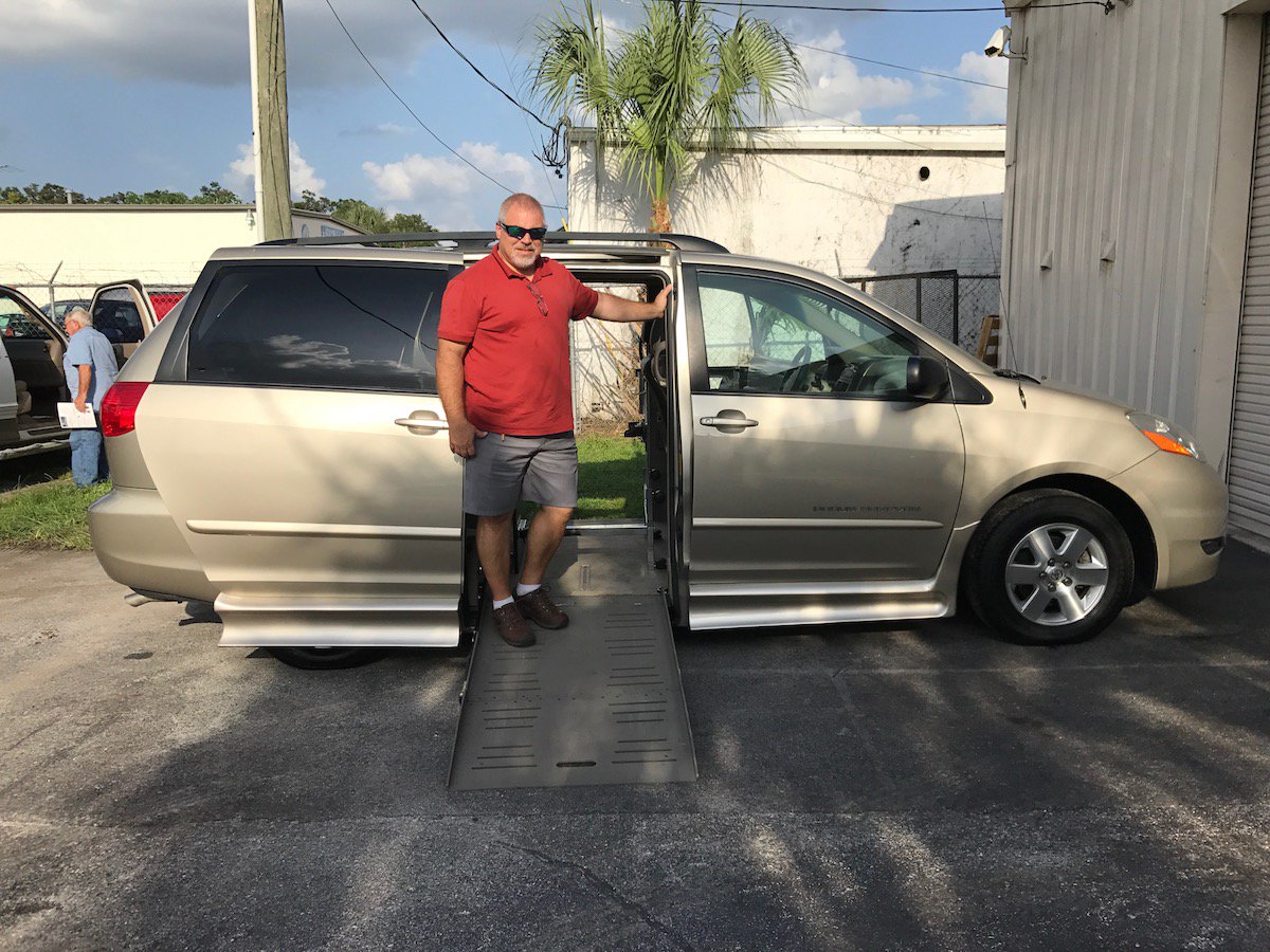 Starting off Labor Day weekend right! Congratulations Tony on your <a href="/BraunAbility/">BraunAbility</a> 2008 Toyota Sienna #wheelchair van from <a href="/MOBILITYEXPRESS/">Mobility Express</a>