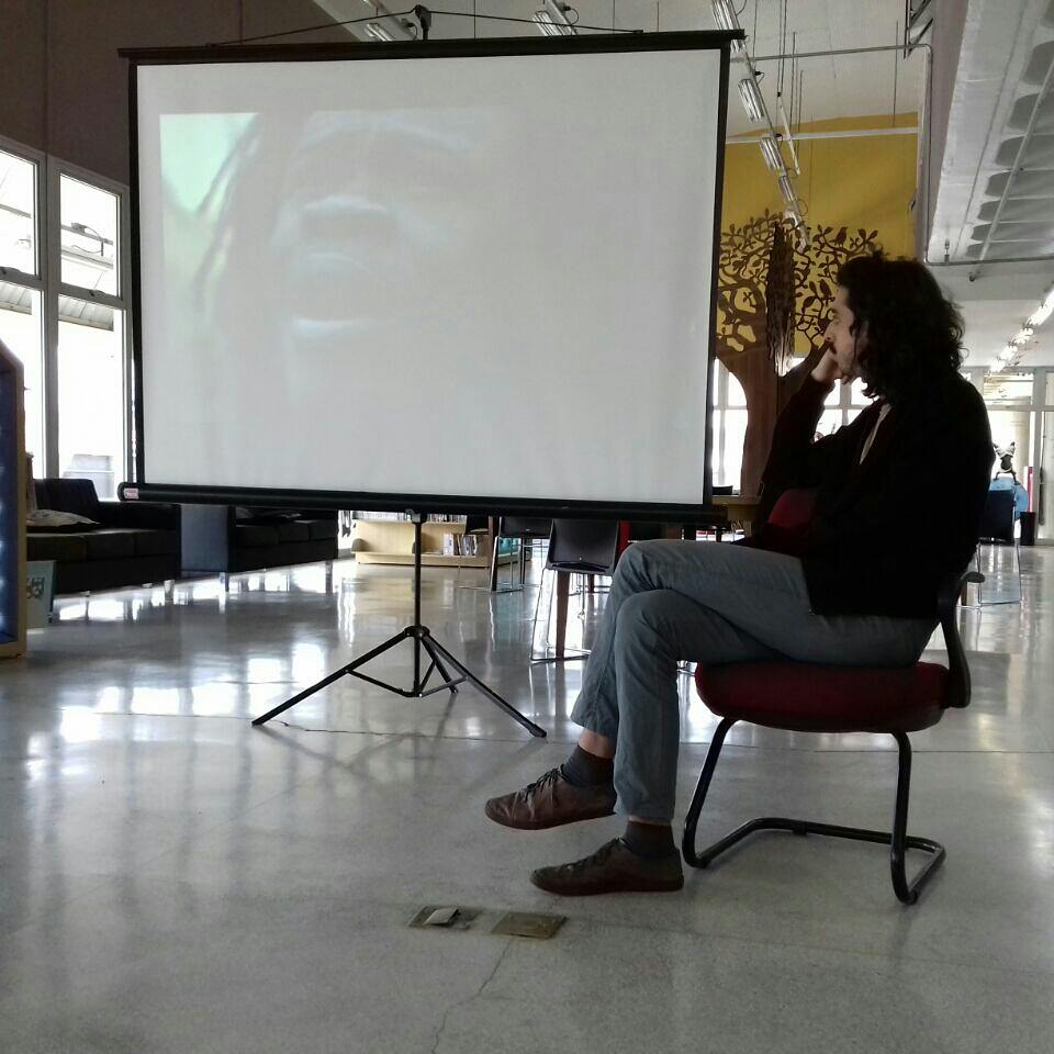 blogmigramundo's tweet photo. Coletivo Visto Permanente abre o Migrantes nas Periferias, em #CidadeTiradentes . Programação vai até sábado #sp #cfcct #MigraMundo #cultura https://t.co/C8wu94Dlt0