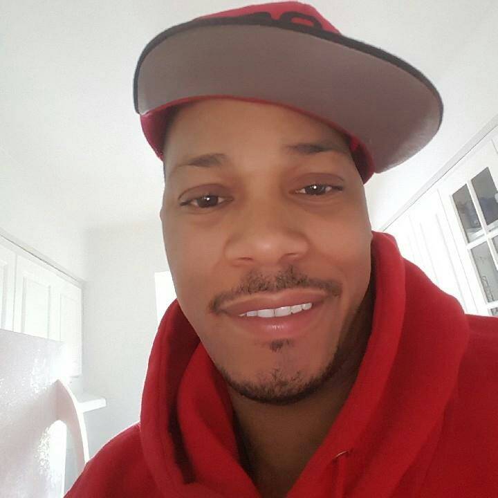 DymondSetta1's tweet photo. 🙌 YASSS It's time for a great show True2This 🍾UNT🍾: 
https://t.co/9IOx0m909R https://t.co/rcTA833bkV
