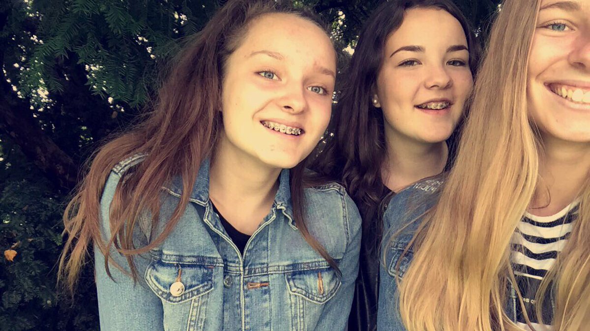 LisaGrubel's tweet photo. War voll schön heute 👭❤
Werde dich vermissen 😩❤

@LenaLf55 ( @franzi_maren ) https://t.co/raI0TfyXqR