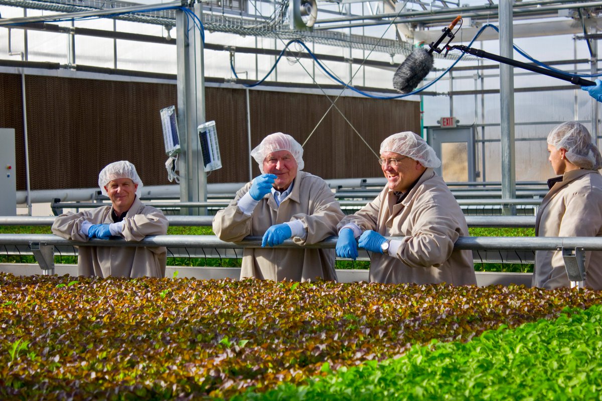 NHFarmBureauFed's tweet photo. U.S. Secretary of Agriculture @SecretarySonny visited @NHFarmBureauFed members @leffarm today for a tour of their facilities. https://t.co/ladaCrwDnz