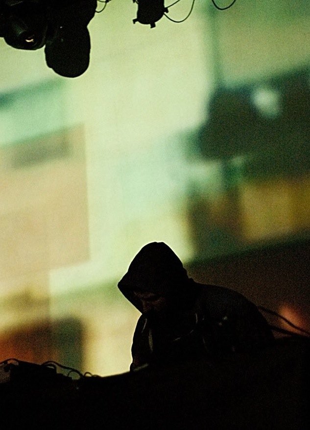 armsandsleepers's tweet photo. COP E N HAG E N
tonight @ @Stengadelive
w @sunglitters + Rome in Reverse
#armsandsleepers #sunglitters #copenhagen #stengade #denmark #cph https://t.co/2SXxORagxn