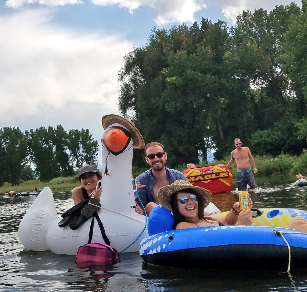 dan_majewski's tweet photo. @diplo @MDBlockParty @BreakawayFest @EncoreBeachClub @XSlasvegas Diplo, I'm happy to see you're on my level π #thebirdistheworld #motherducker #floatlyfe https://t.co/tQmeq4hDqH