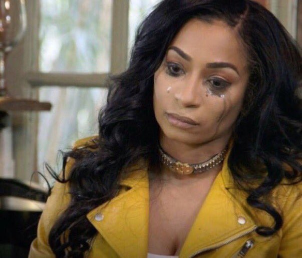 bbybri00's tweet photo. bts are on US radios. y’all they’re getting so big now https://t.co/O6hXrGeMOb