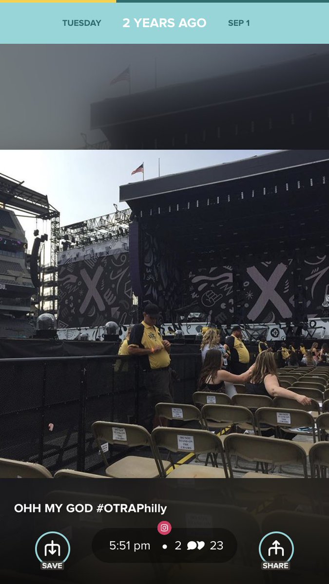 hemmingsofluke7's tweet photo. #OTRAPhilly #2yearssinceOTRAPhilly @onedirection @NiallOfficial @Harry_Styles @Louis_Tomlinson @LiamPayne https://t.co/GnH9k0E8LI