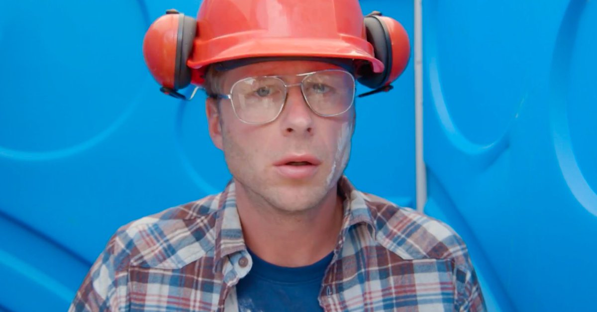 Een Dixi, vijf corpsballen en kurk. Vanavond 21:15. Kijken. #Sluipschutters