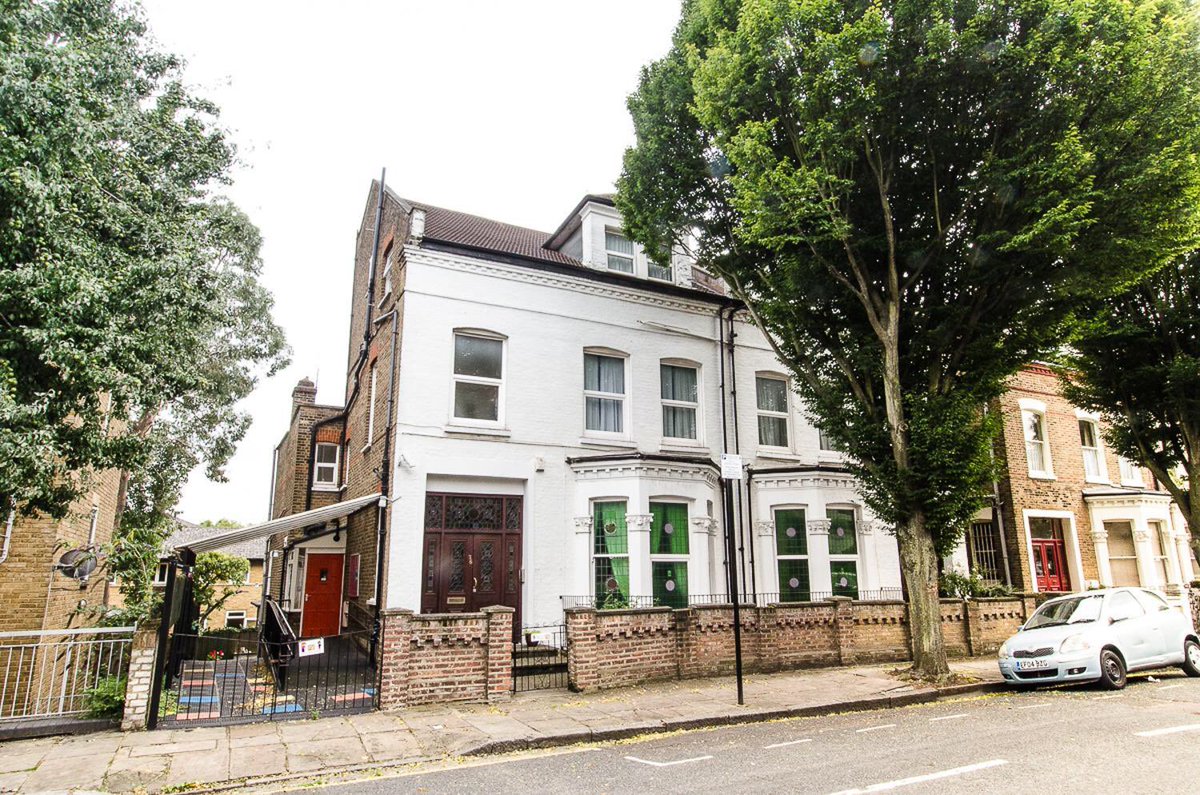 MichaelMorrisEA's tweet photo. https://t.co/o13xhQf3YZ

#investment  #opportunity #london #developmentpotential https://t.co/Sl23ED9xkq