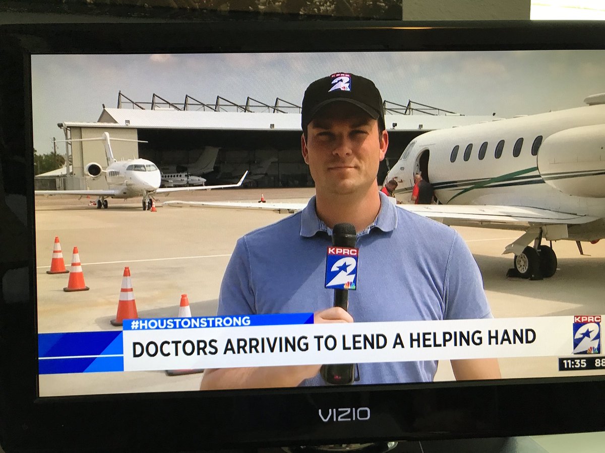 StonesiferAmy's tweet image. @teamhealth thank you for helping #myHouston supporting our community w Physicians  @memorialhermann #harvey