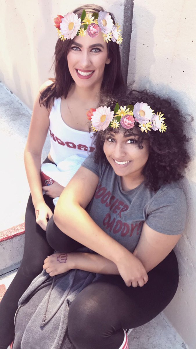 shoona8261's tweet photo. First football game https://t.co/lplZF35Sb5