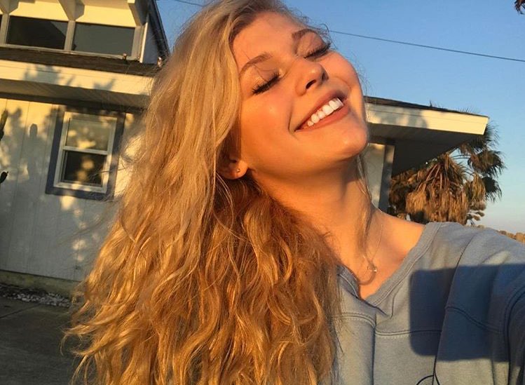 lorenlange_'s tweet photo. Selam selam ben geldim💫 #online https://t.co/pWYe3TIRKT