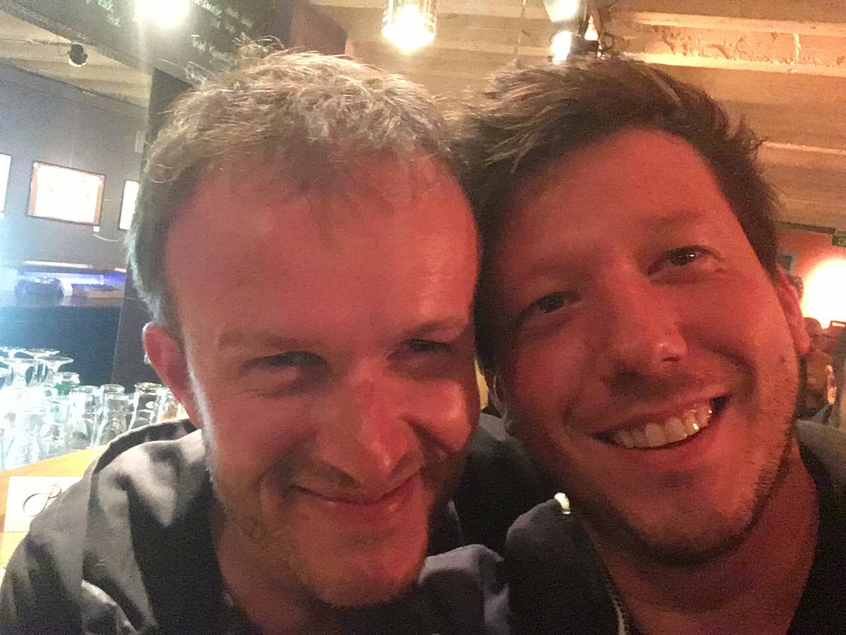 myprsonaljizzus's tweet photo. #belgianjazzmeeting #monamipierre #grandeforme https://t.co/UlSnCYhgMA