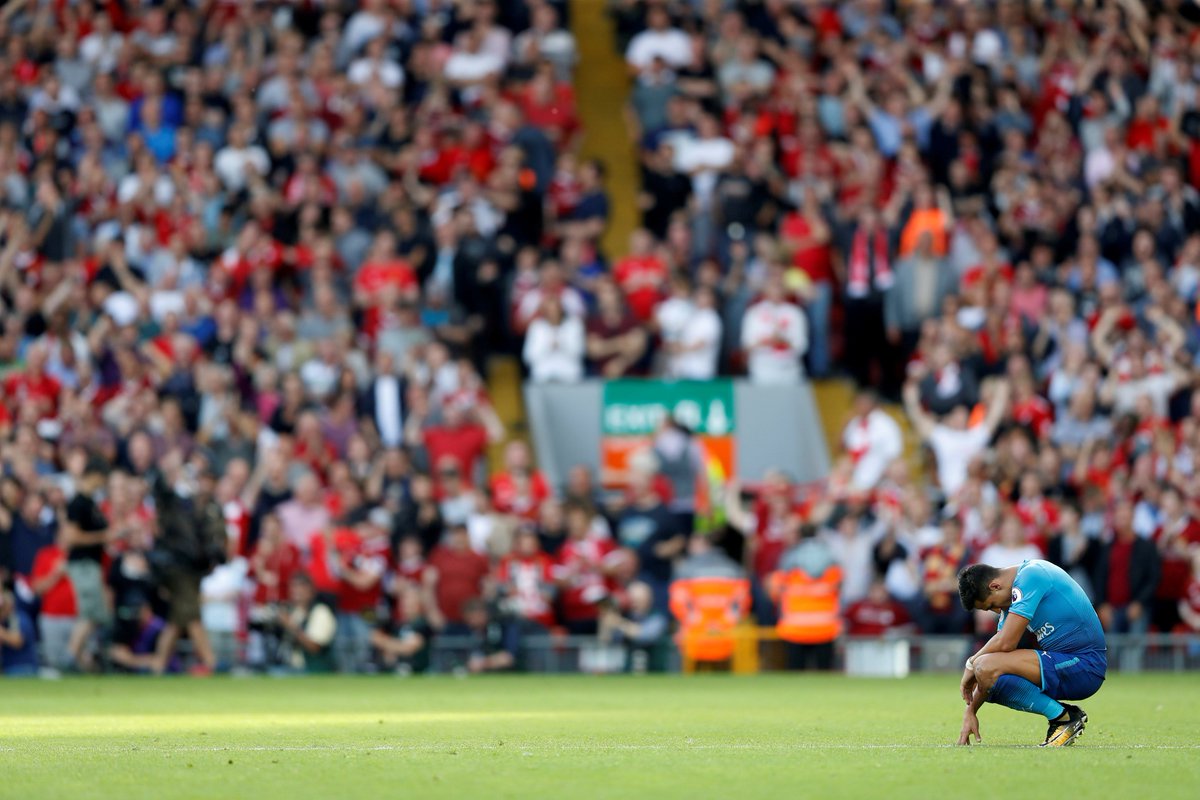 DFinanciero's tweet photo. Alexis Sánchez sigue en el Arsenal https://t.co/D71GN1q9is #DFweekend https://t.co/Ml9Z7z6o6k