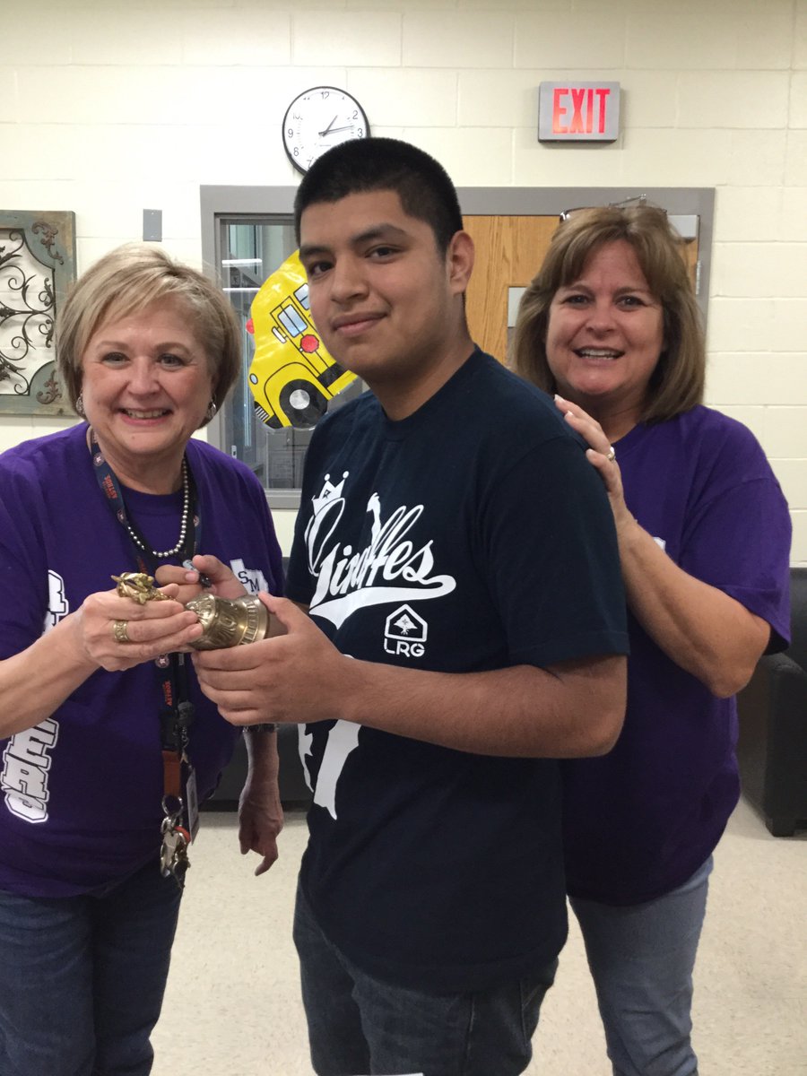 Signing our new grad bell! Alfredo Barba. The first graduate of 2017-2018 for Phoenix. What a way to end the first week of school. #GD2BR