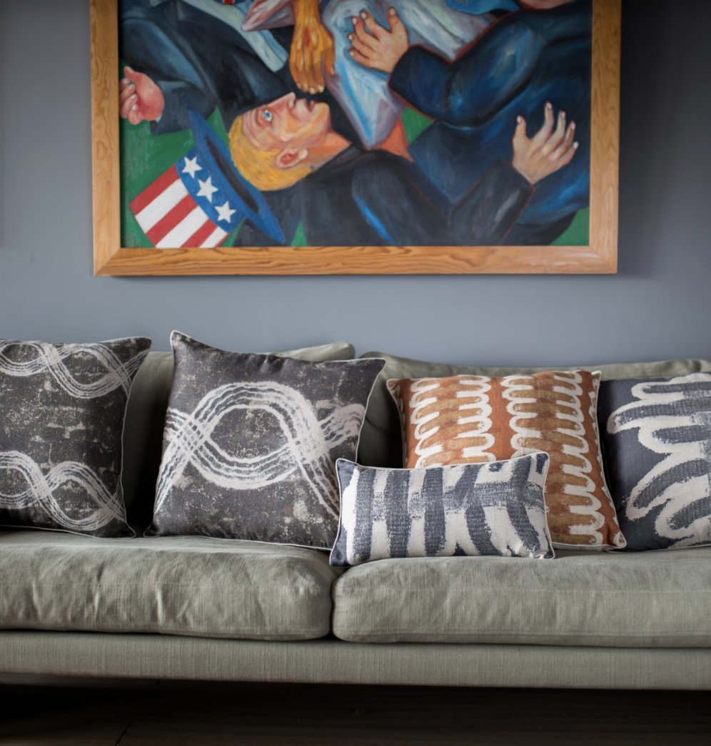 TIndienne's tweet image. Happy #Friday! Mix and match #patterns to your heart's content, see where your imagination takes you. #designertextile #indiennes #design