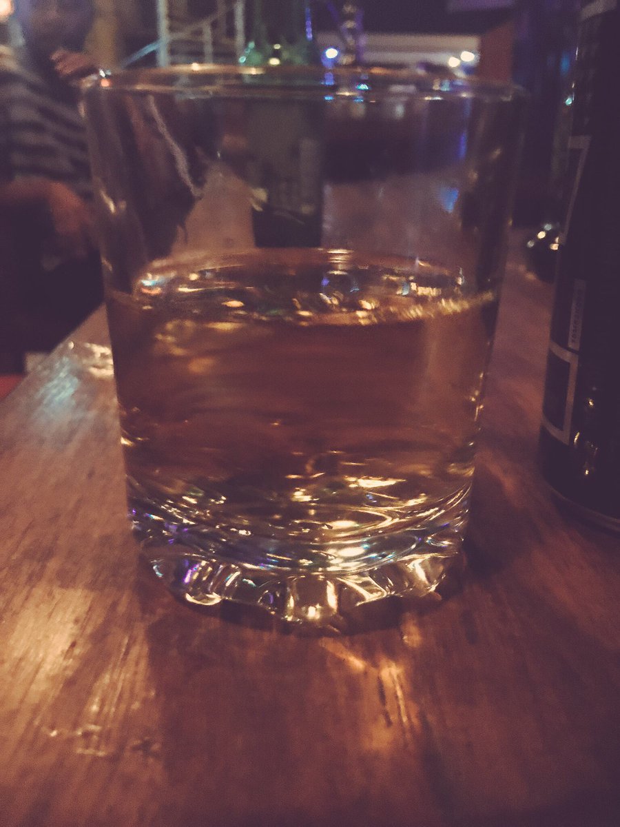vanityloungekgl's tweet photo. Quinch your thirst #howisyourfridaynightsofar #vanitylounge #Goodvibes https://t.co/c4oXHmBzmD