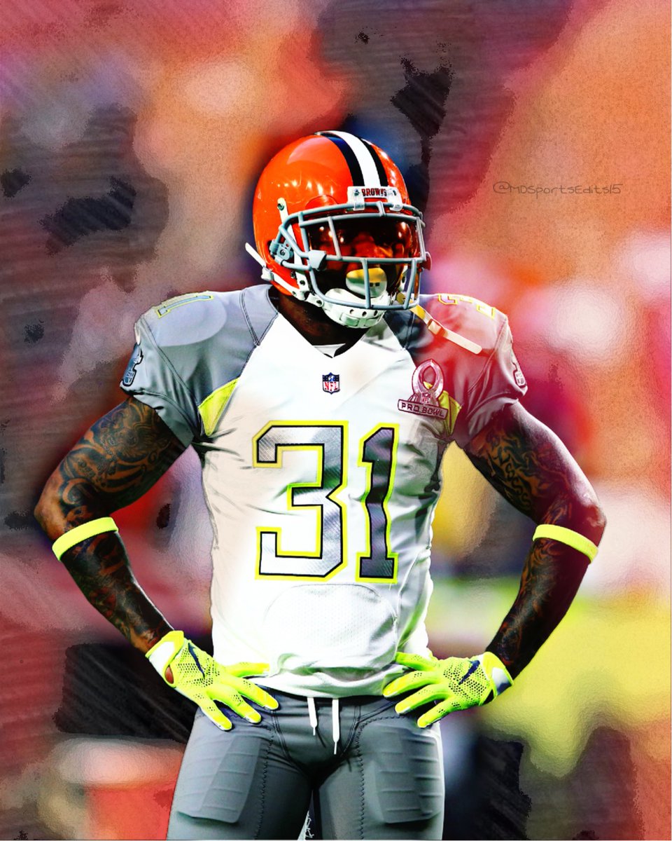 MDSportsEdits15's tweet photo. A 3x Pro Bowler and a man that has forced at least one fumble in each season since 2010, Donte 'Hitner' Whitner (@DonteWhitner) #NFL https://t.co/0zD3hAgeEQ